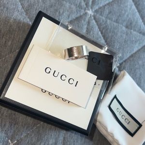 AUTHENTIC Gucci ring size 7